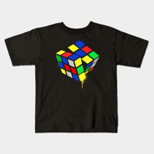 rubiks street art. Kids T-Shirt